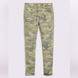 GAP High Rise True Skinny Denim Camo Jeans